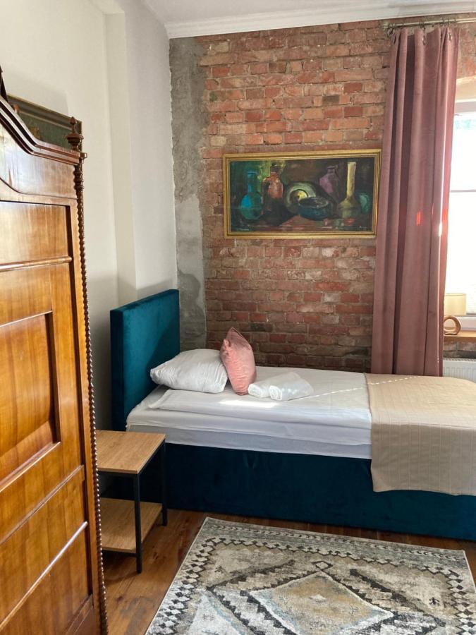Villa Italiana Pokoje Z Prywatnymi Lazienkami & Odnowa Biologiczna กดิเนีย ภายนอก รูปภาพ
